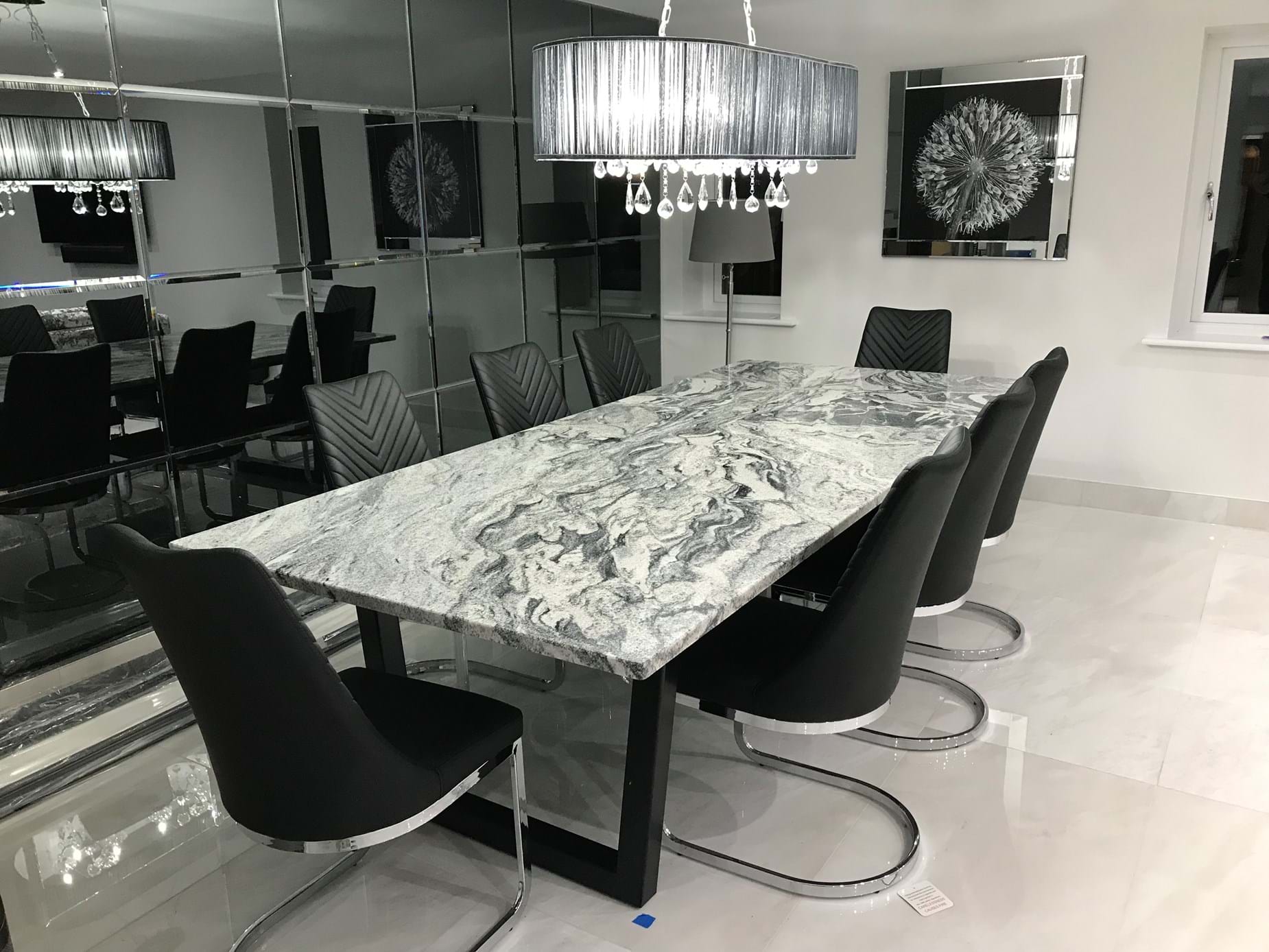 Стол Хамелеон со столешницей из мрамора Calacatta